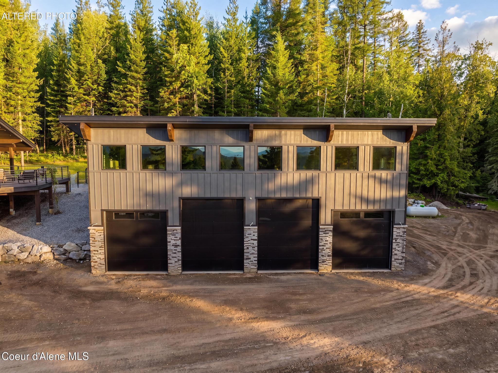 2282 North Center Valley Road Sandpoint, ID 83864 - Photo 63 of 105 DJI_20260612055810_0906_D-HDR_Golden_Hou