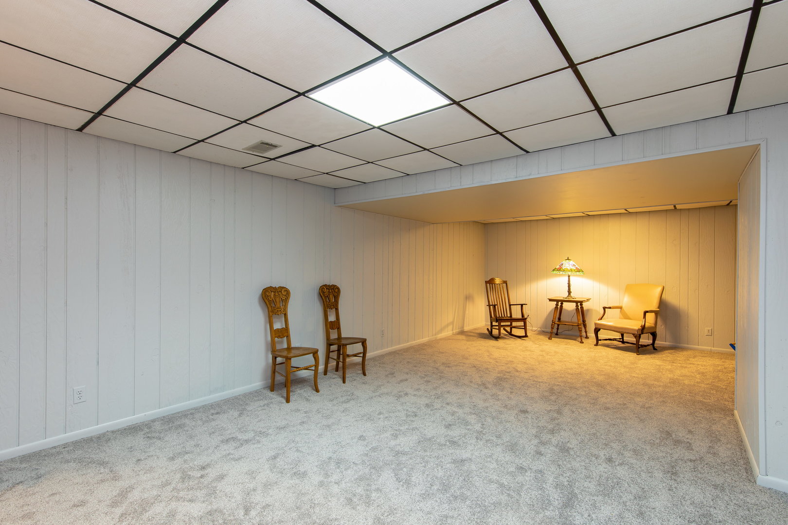 1 Cross Timber Road Barrington, IL 60010 - Photo 40 of 53 a view of a room with furniture and a chandelier fan