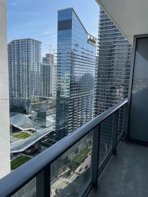 55 Southwest 9th Street, Unit 3209 Miami, FL 33130 - Photo 1 of 10