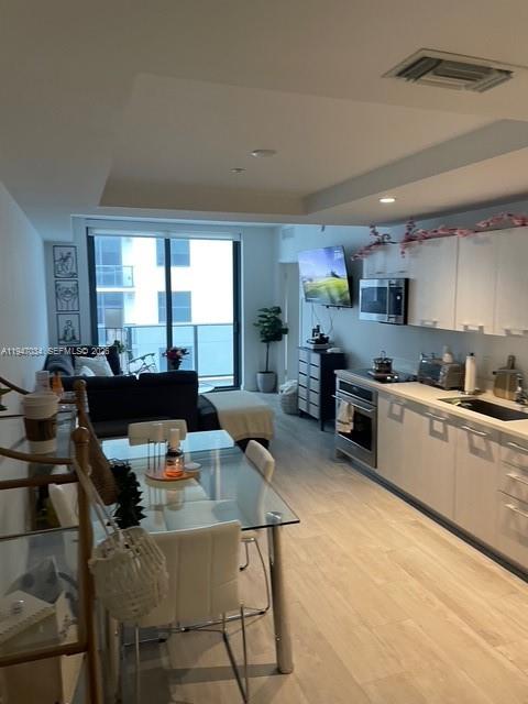 55 Southwest 9th Street, Unit 3209 Miami, FL 33130 - Photo 6 of 10