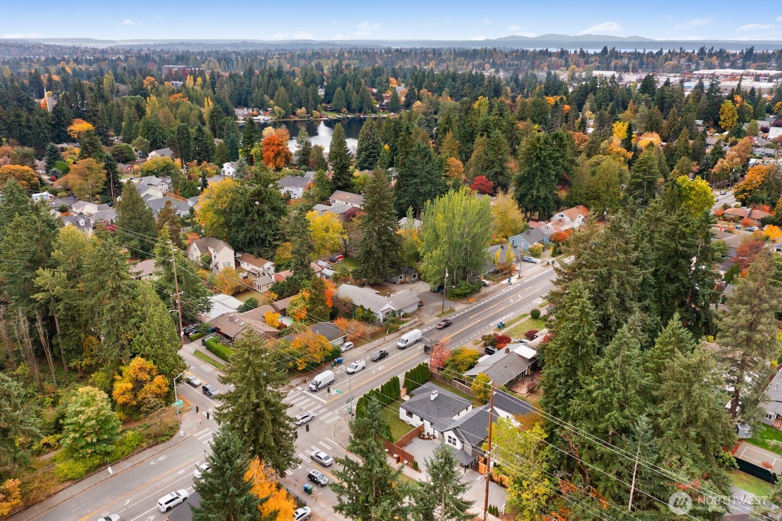 2356 North 130th Street Seattle, WA 98133 - Photo 4 of 29