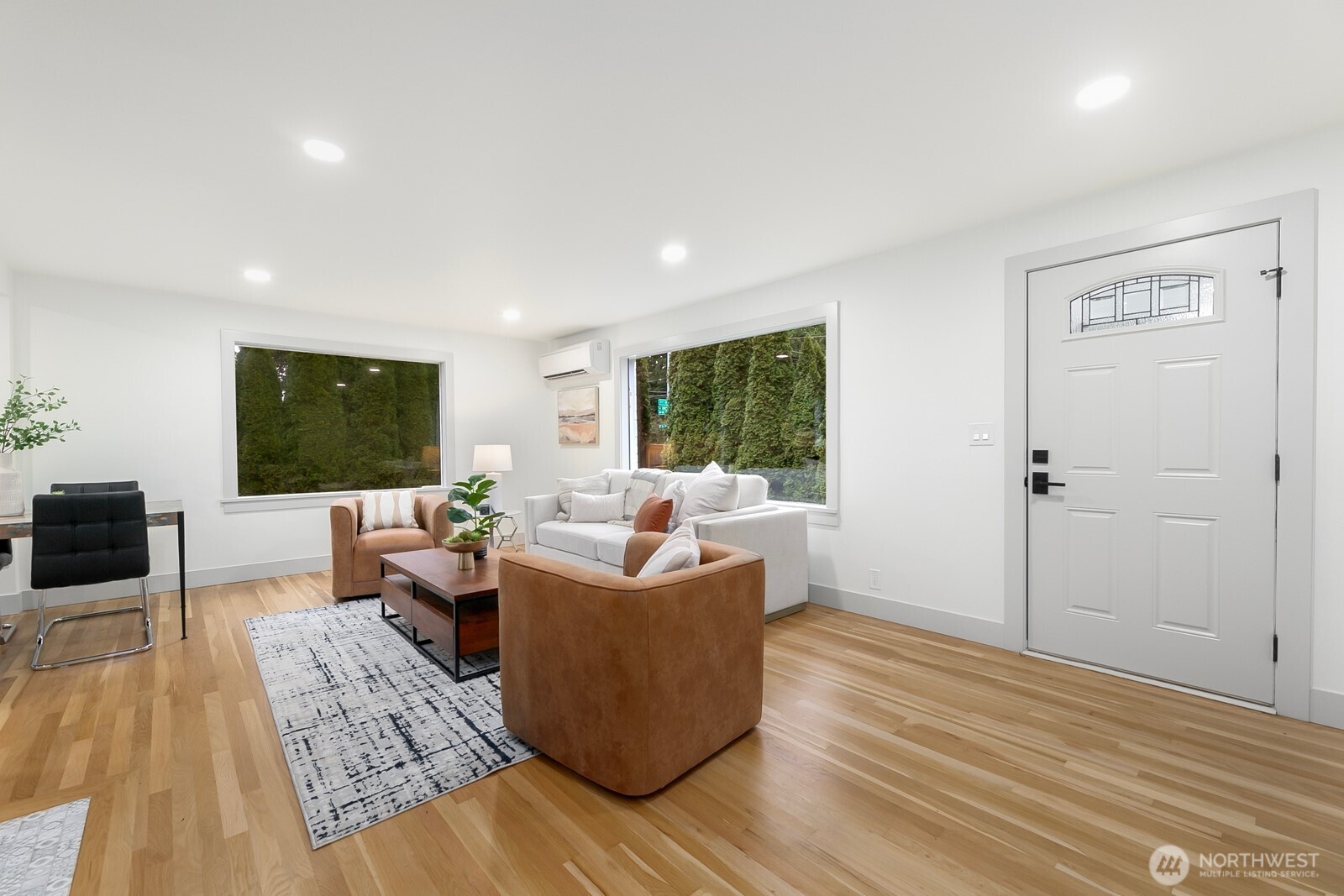 2356 North 130th Street Seattle, WA 98133 - Photo 9 of 29