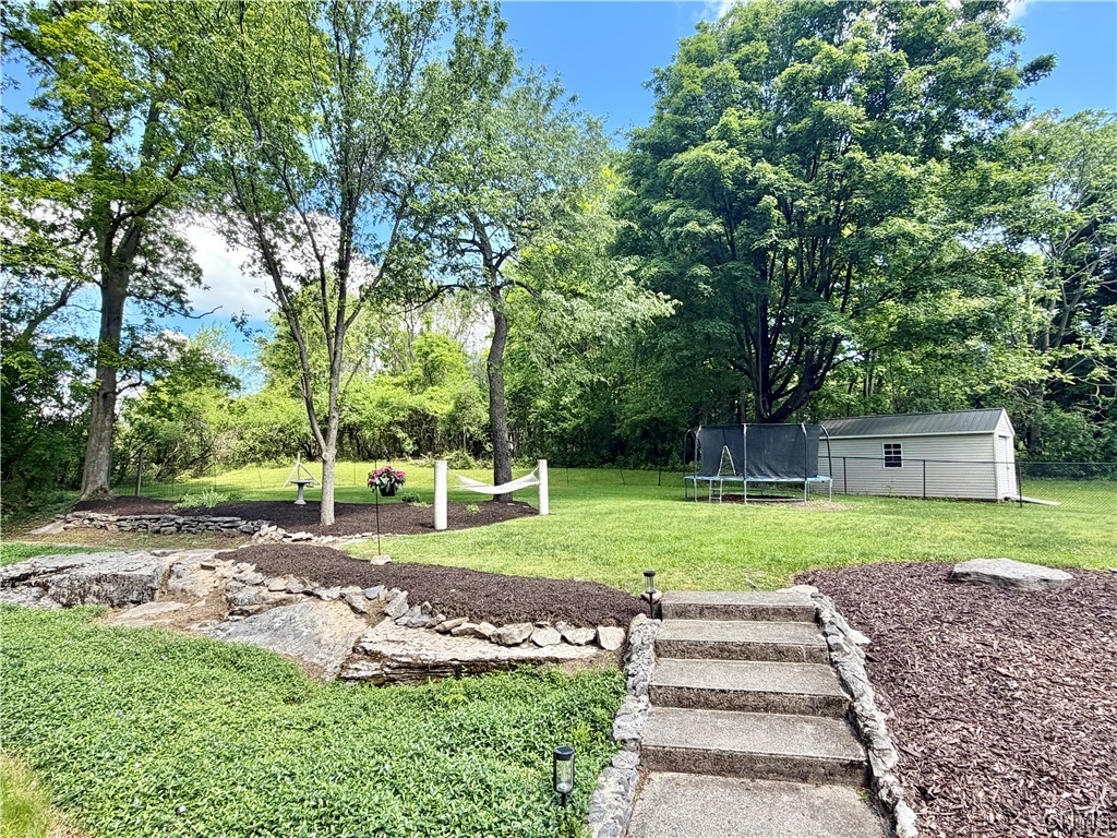 5107 Harris Road Onondaga, NY 13031 - Photo 6 of 40 Backyard