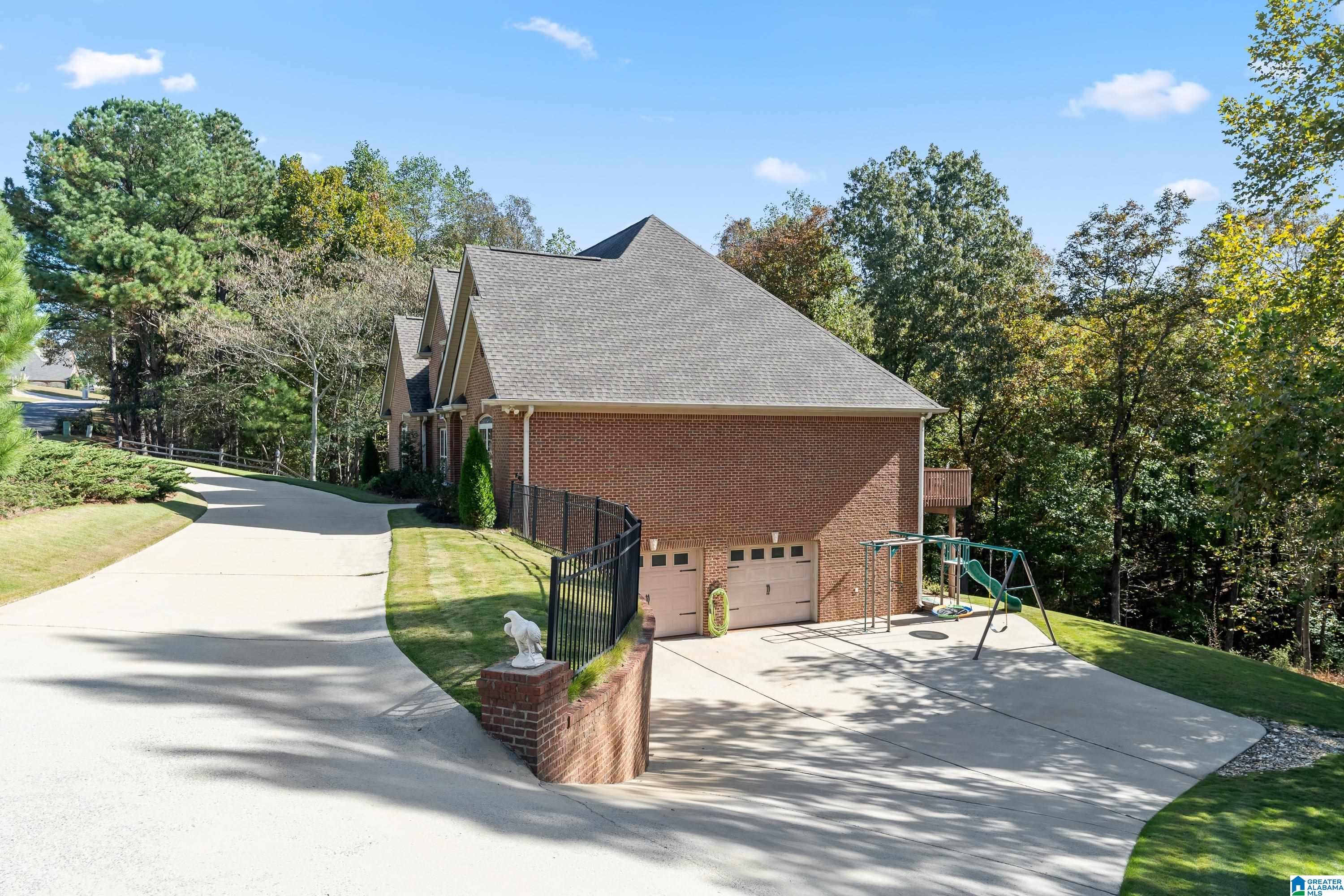 5632 Ridgeview Drive Trussville, AL 35173 - Photo 4 of 36