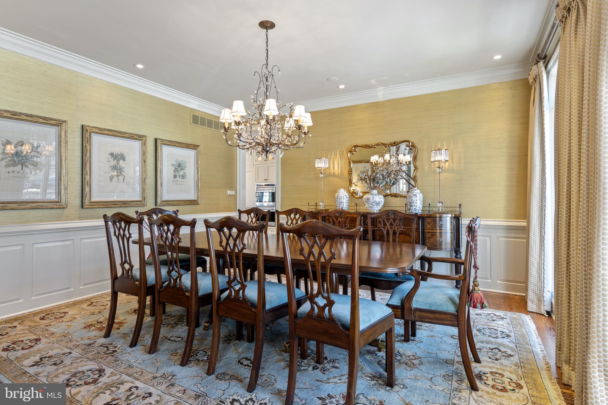 605 Longchamps Drive Wayne, PA 19087 - Photo 6 of 53