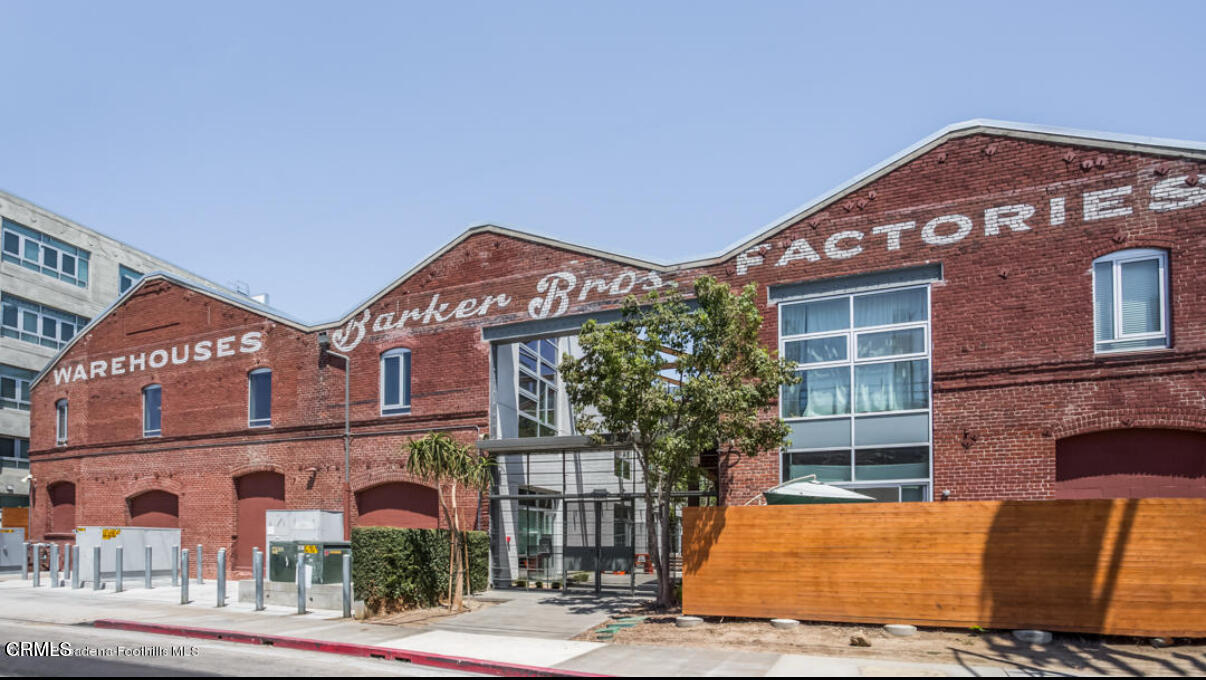527 Molino Street, Unit 220 Los Angeles, CA 90013 - Photo 1 of 13 a front view of a building