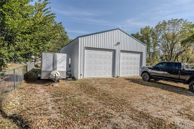 $399,999 | 20879 Dove Road, Lebanon, MO 65536