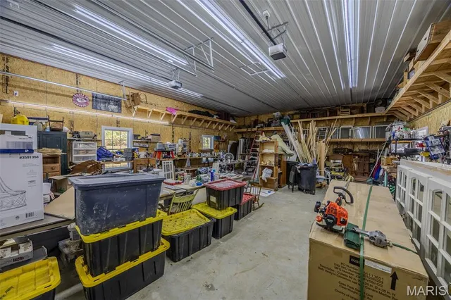 $399,999 | 20879 Dove Road, Lebanon, MO 65536