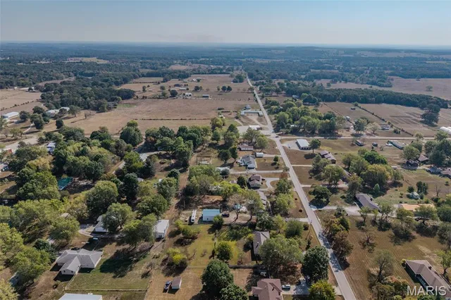 $399,999 | 20879 Dove Road, Lebanon, MO 65536