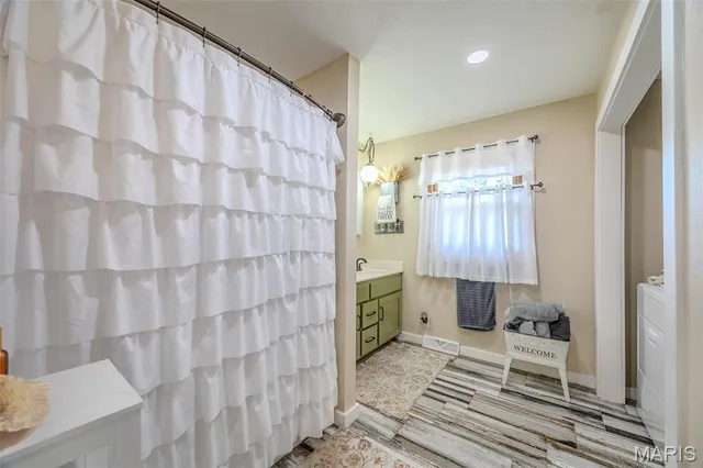 $399,999 | 20879 Dove Road, Lebanon, MO 65536