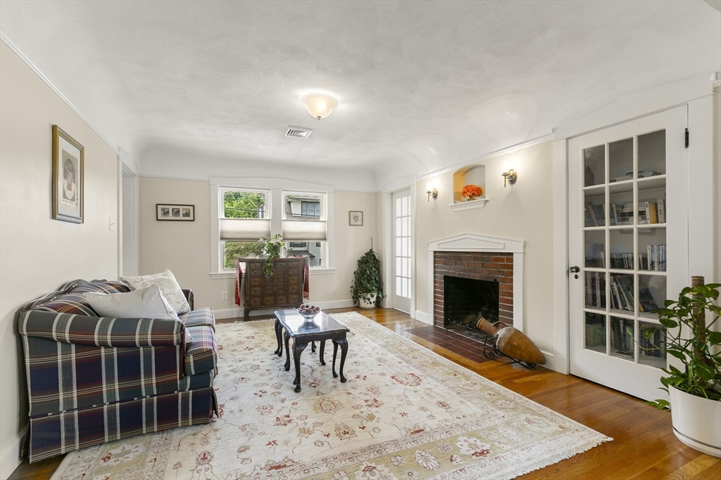 16 Field Road, Unit 16 Arlington, MA 02476 - Photo 4 of 40 Gallery Image 4