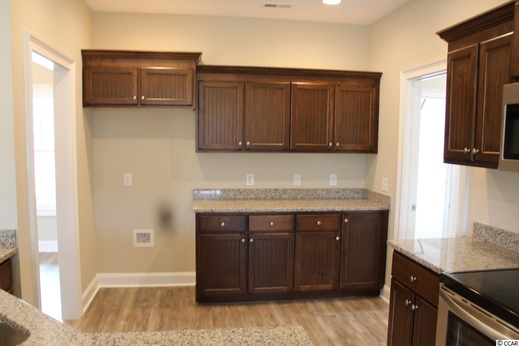 565 Whiddy Loop Conway, SC 29526 - Photo 8 of 32 Gallery Image 8