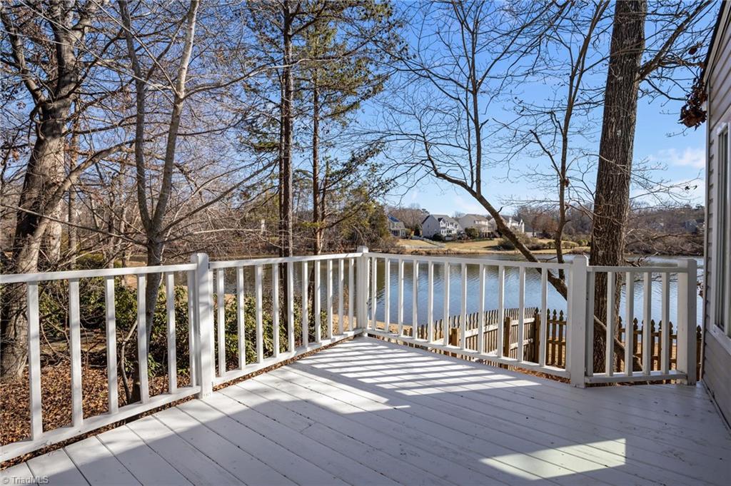 5305 Coveview Court Greensboro, NC 27407 - Photo 6 of 40