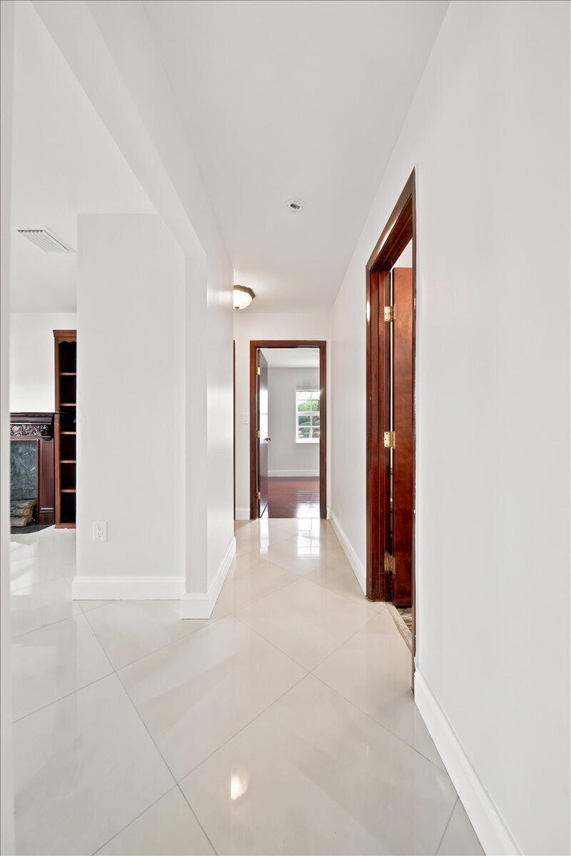 20009 Northwest 66th Place Hialeah, FL 33015 - Photo 21 of 33 a view of an empty room with closet and a window