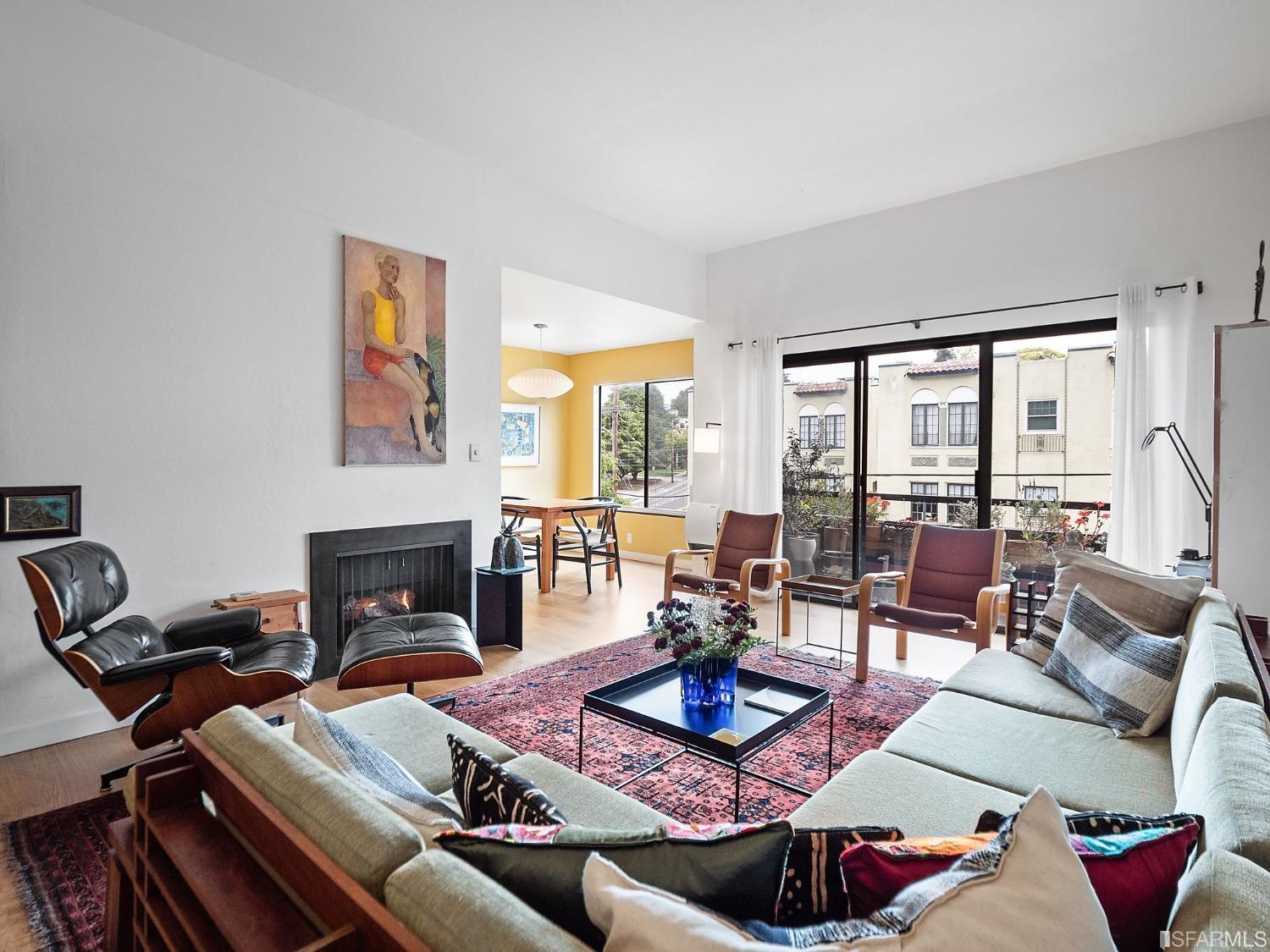 696 Athol Avenue, Unit 306, Oakland, CA 94610 Compass