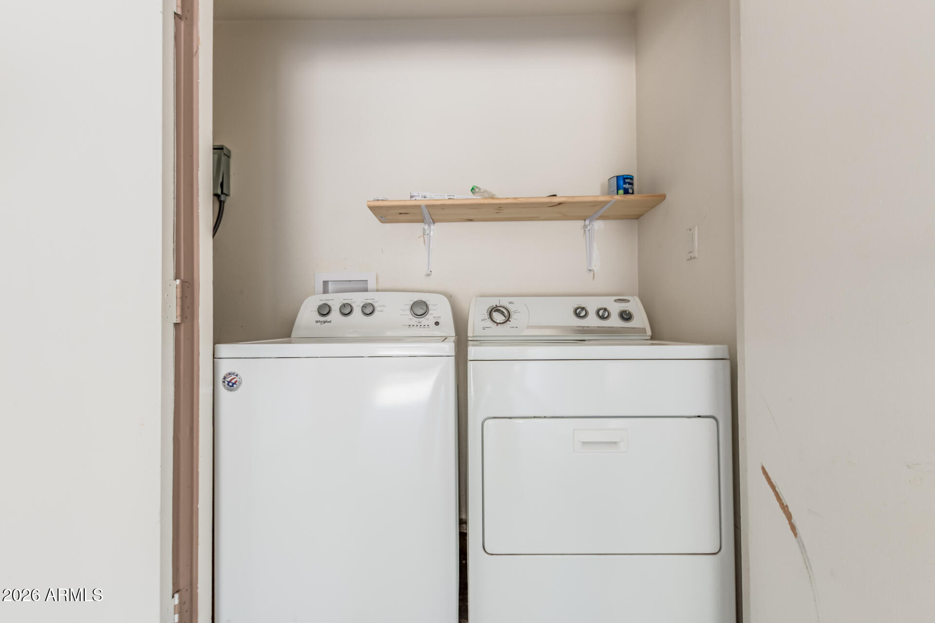 985 North Granite Reef Road, Unit 129 Scottsdale, AZ 85257 - Photo 26 of 38 a utility room with dryer and washer