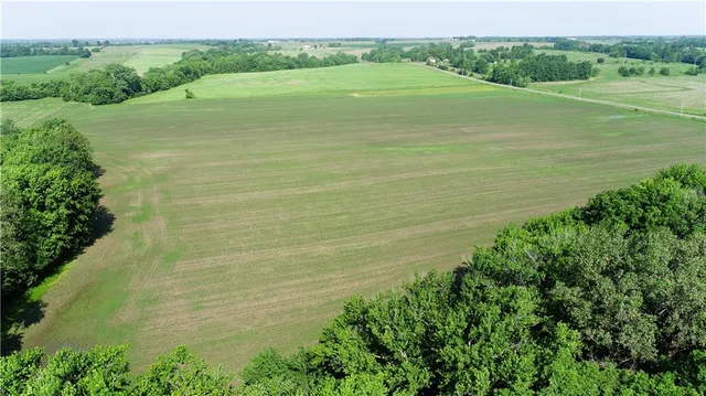 $316,000 | T Highway, Pattonsburg, MO 64670