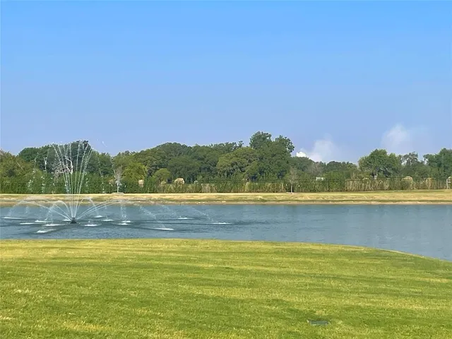 $435,000 | 528 Brookside Drive, Van Alstyne, TX 75495