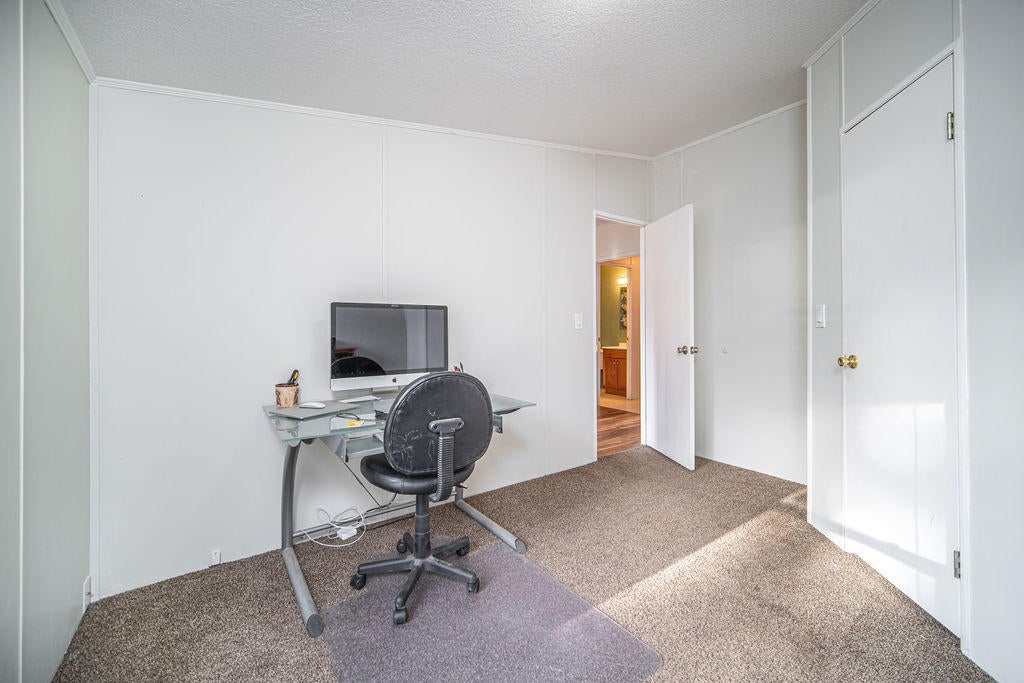 60295 Cinder Butte Road Bend, OR 97702 - Photo 9 of 19 RileyVisuals-10