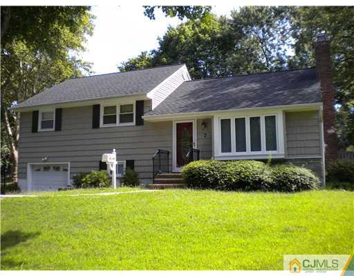 7 Farmingdale Road East Brunswick, NJ 08816 - Photo 1 of 15 Gallery Image 1