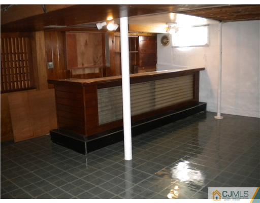 7 Farmingdale Road East Brunswick, NJ 08816 - Photo 11 of 15 Gallery Image 11
