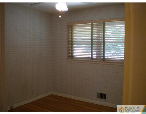 7 Farmingdale Road East Brunswick, NJ 08816 - Photo 8 of 15 Gallery Image 8