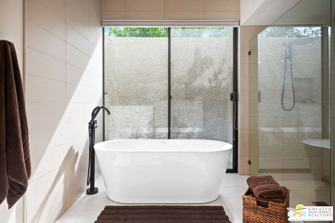 87 Magdalena Drive Rancho Mirage, CA 92270 - Photo 38 of 53