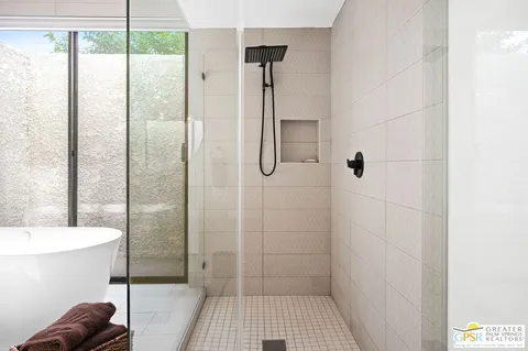 $920,000 | 87 Magdalena Drive, Rancho Mirage, CA 92270