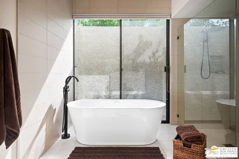 $920,000 | 87 Magdalena Drive, Rancho Mirage, CA 92270