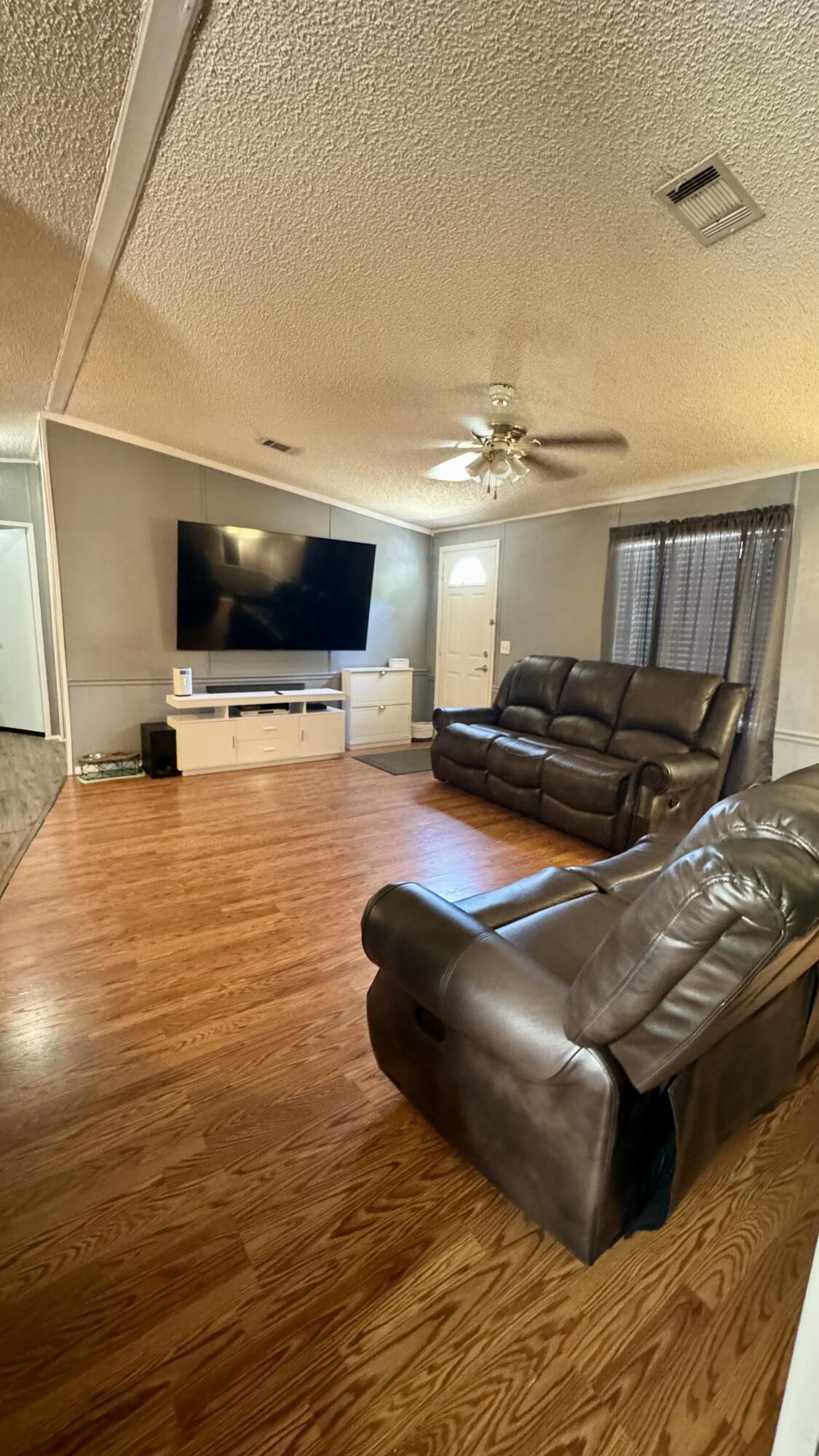 23039 Watergate Circle Boca Raton, FL 33428 - Photo 2 of 20 IMG_8505