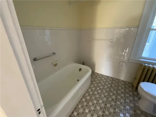 $1,400 | 18 Payan Street, West Warwick, RI 02893