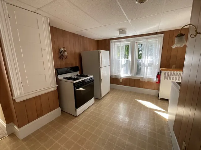 $1,400 | 18 Payan Street, West Warwick, RI 02893