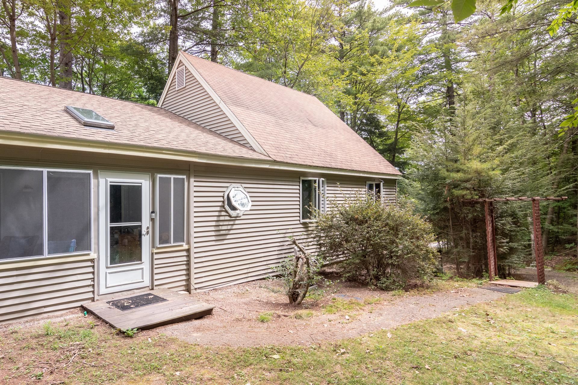 45 Cumberland Road Gilford, NH 03249 - Photo 3 of 39