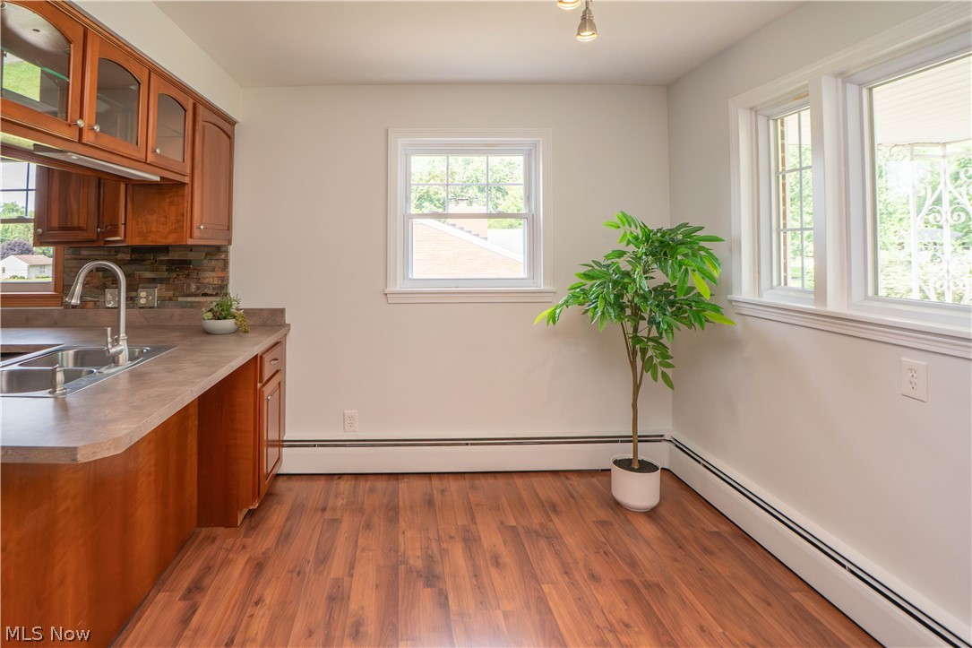 3920 Ashwood Street Northwest Canton, OH 44708 - Photo 8 of 39