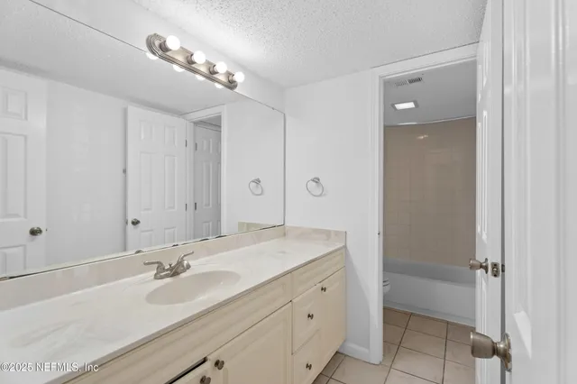 $87,000 | 6552 La Mirada Drive East, Unit 7, Jacksonville, FL 32217