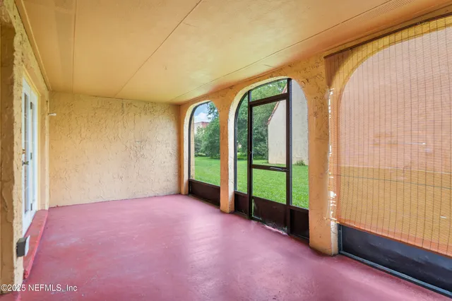 $87,000 | 6552 La Mirada Drive East, Unit 7, Jacksonville, FL 32217