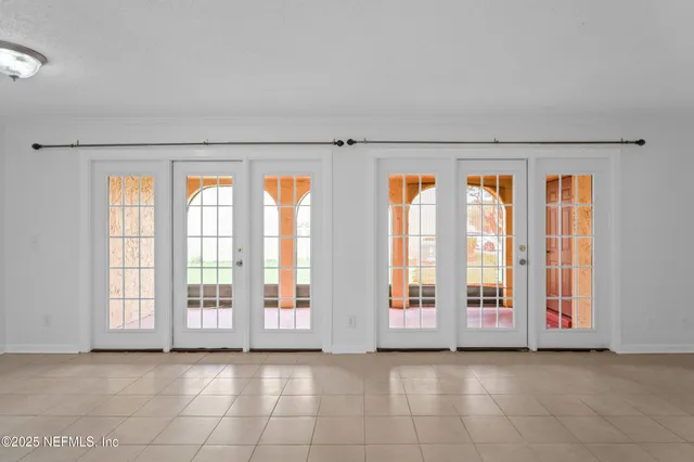 $87,000 | 6552 La Mirada Drive East, Unit 7, Jacksonville, FL 32217