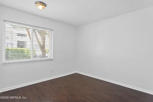 $87,000 | 6552 La Mirada Drive East, Unit 7, Jacksonville, FL 32217