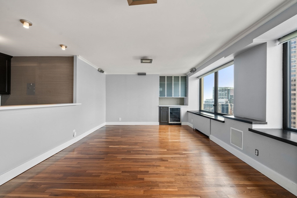 65 East India Row, Unit 31H Boston, MA 02110 - Photo 11 of 26