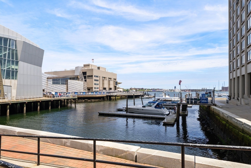 65 East India Row, Unit 31H Boston, MA 02110 - Photo 24 of 26