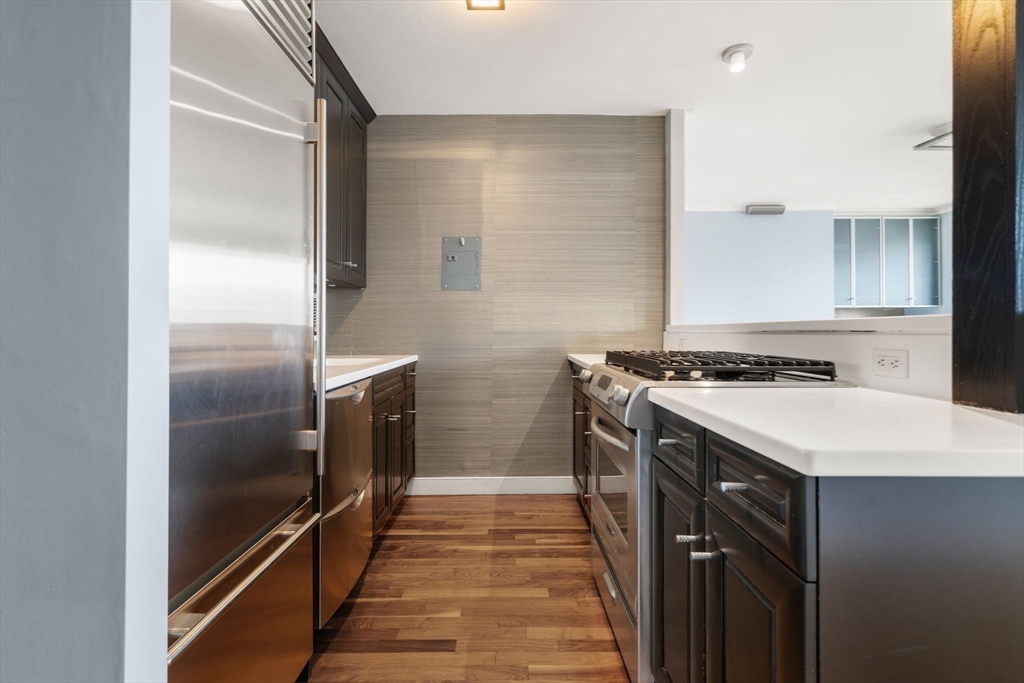 65 East India Row, Unit 31H Boston, MA 02110 - Photo 6 of 26