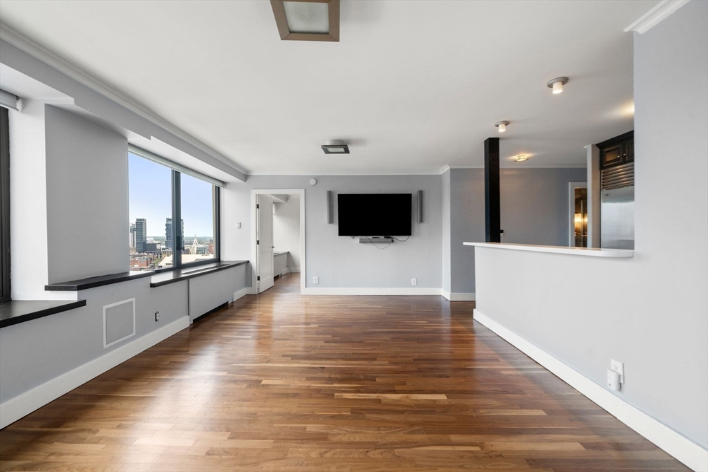 65 East India Row, Unit 31H Boston, MA 02110 - Photo 10 of 26