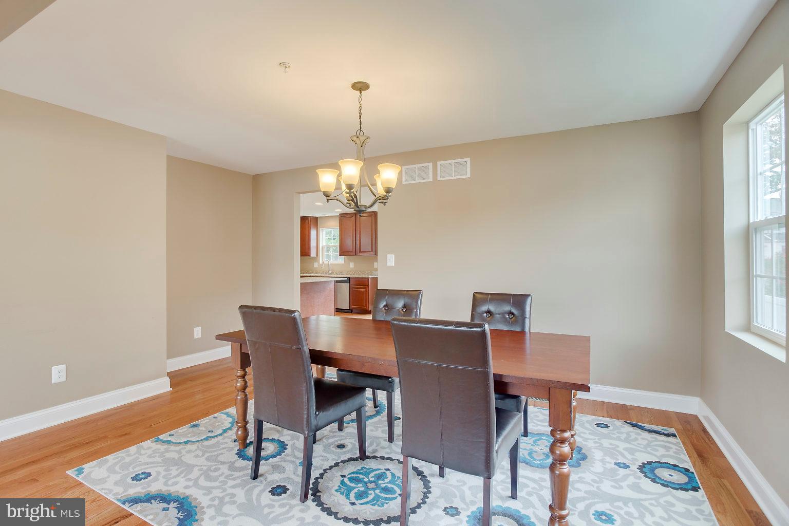 2815 Virginia Avenue Halethorpe, MD 21227 - Photo 15 of 44 Dining room