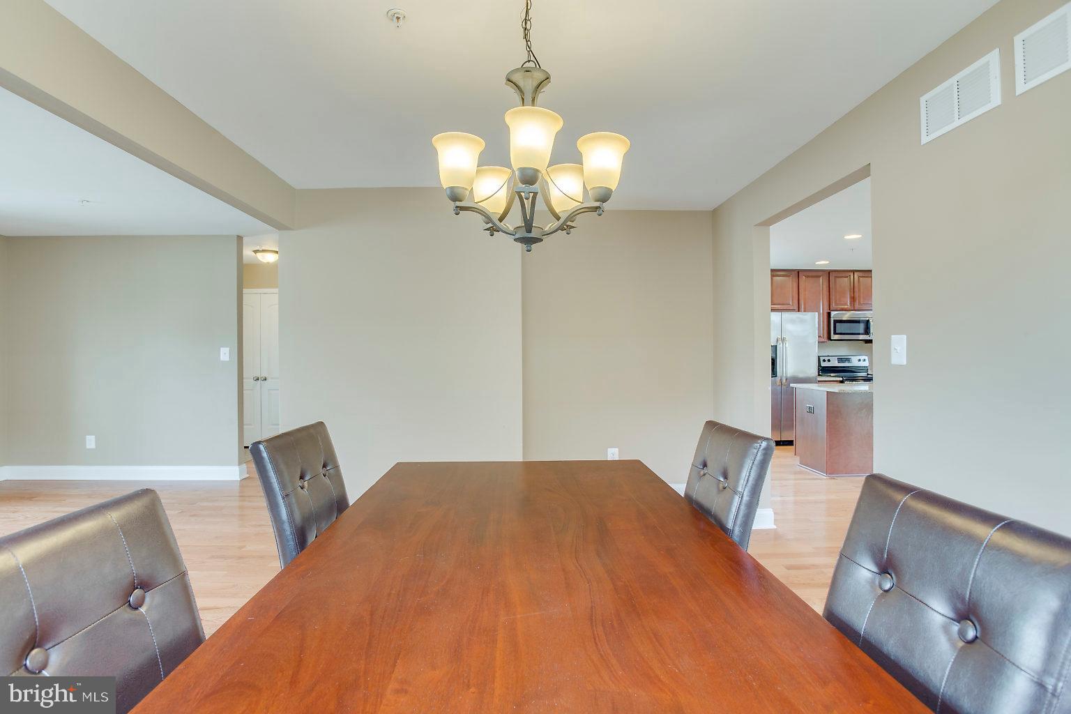 2815 Virginia Avenue Halethorpe, MD 21227 - Photo 17 of 44 Dining room