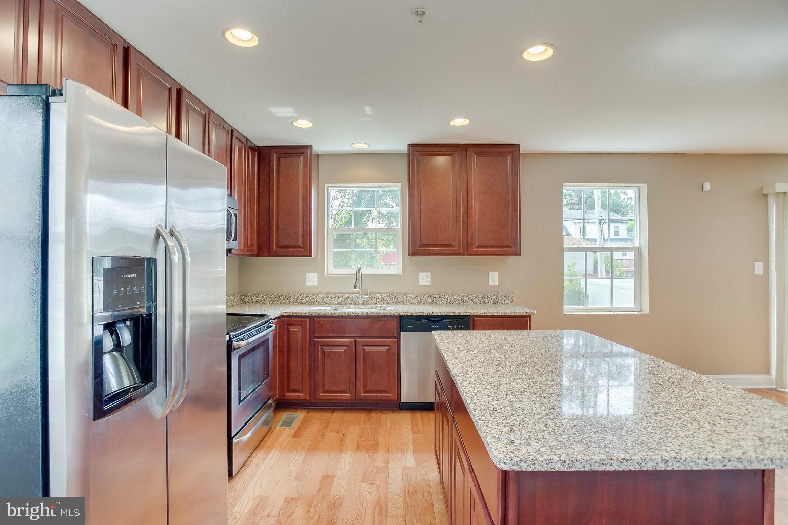 2815 Virginia Avenue Halethorpe, MD 21227 - Photo 27 of 44 Kitchen