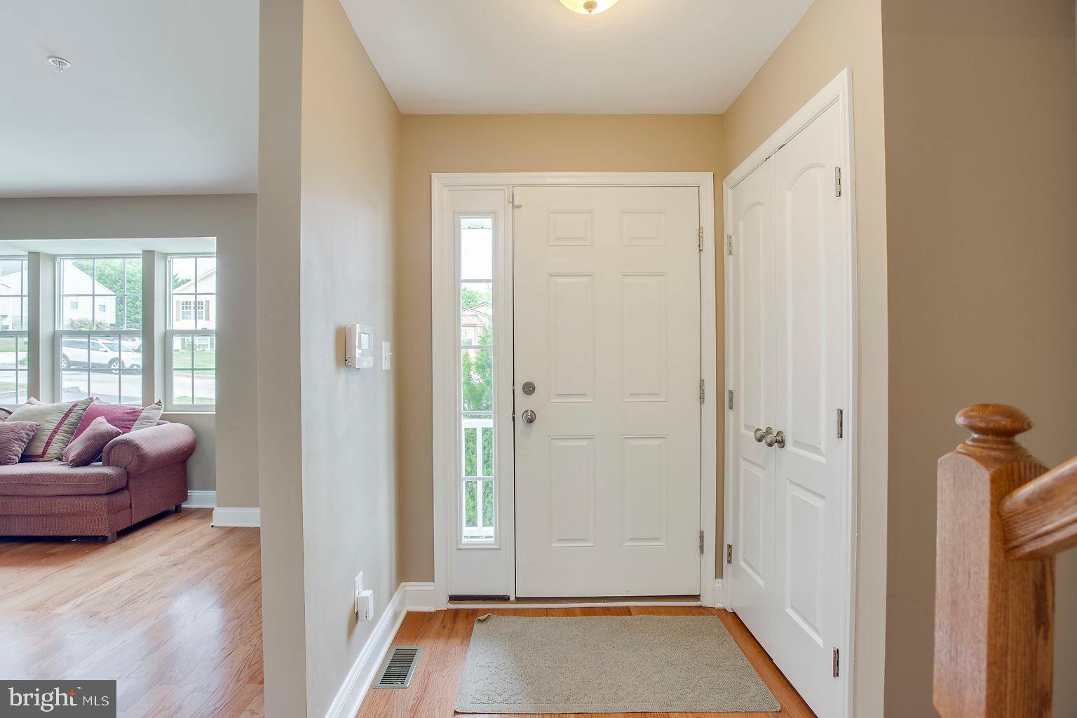 2815 Virginia Avenue Halethorpe, MD 21227 - Photo 8 of 44 foyer