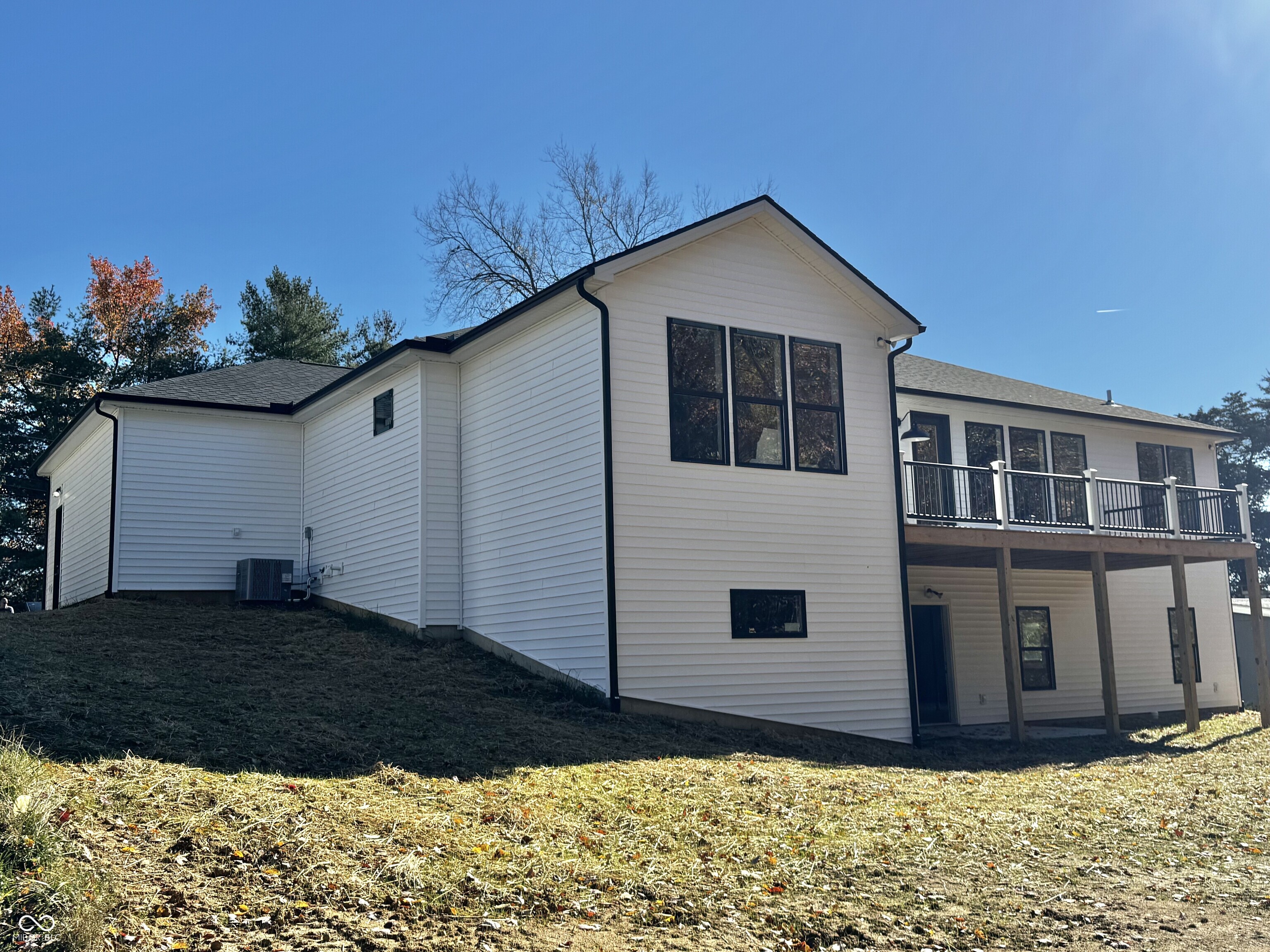 1120 Terrace Lake Road Columbus, IN 47201 - Photo 26 of 28 Gallery Image 26