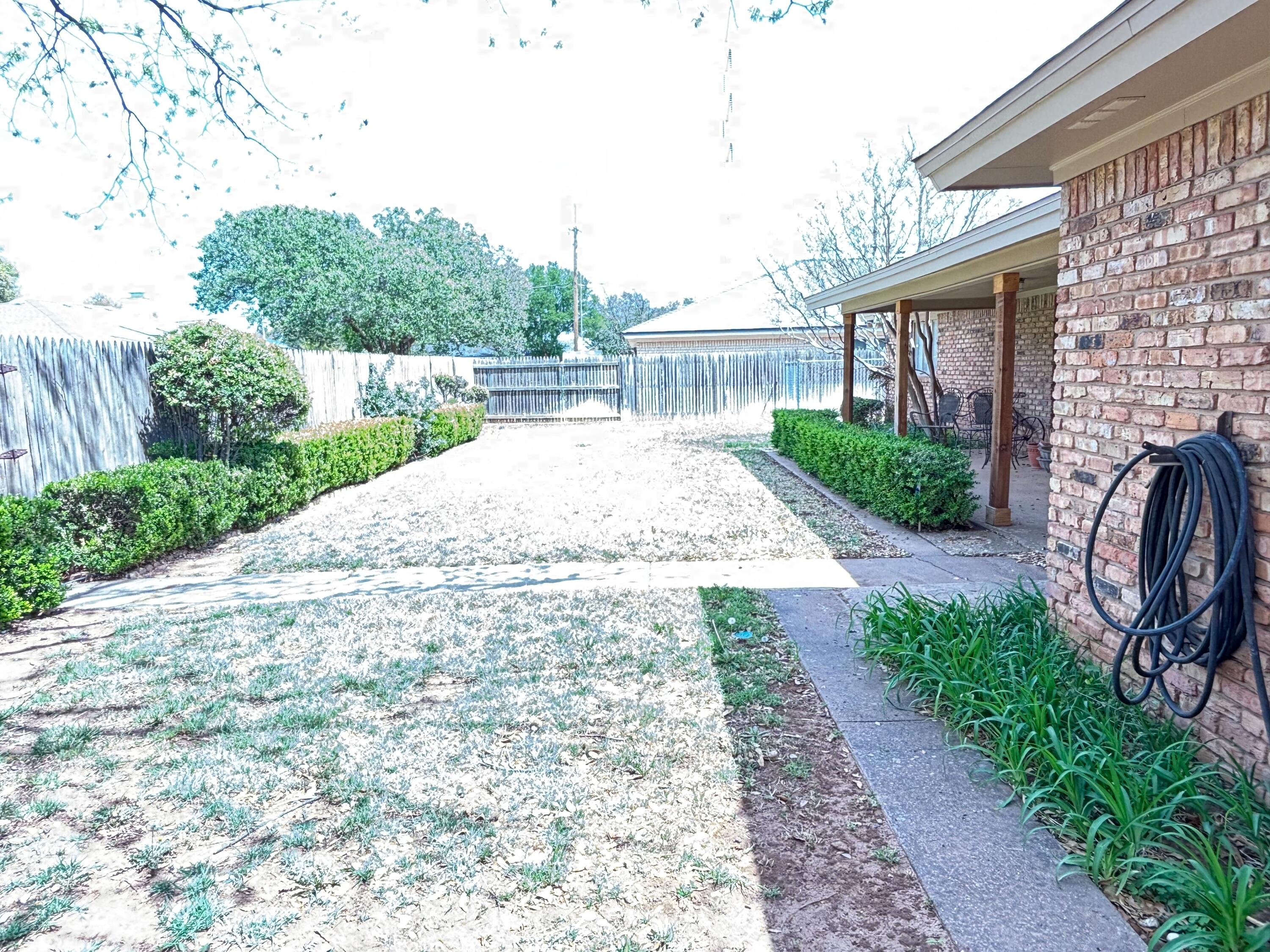 3004 80th Street Lubbock, TX 79423 - Photo 26 of 29 backyard-2