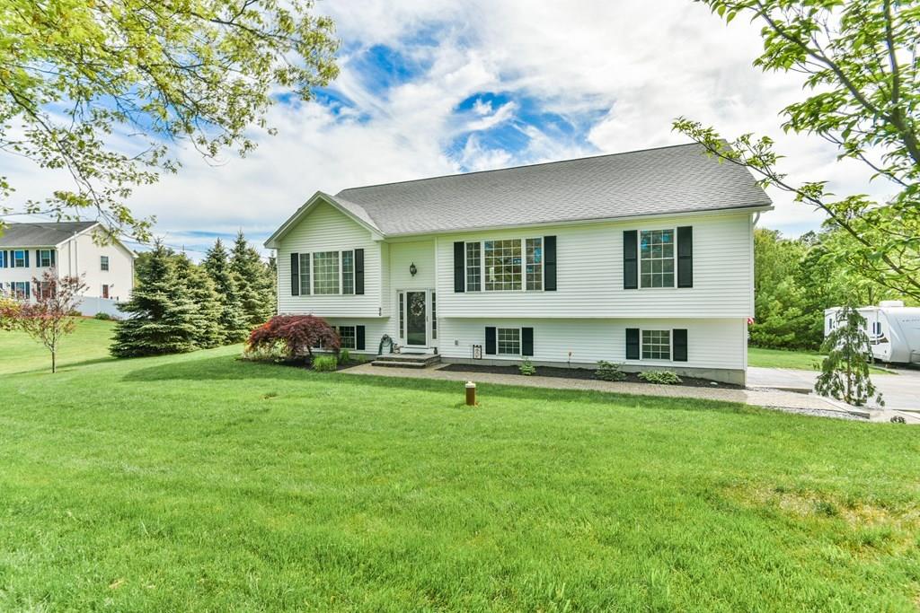 96 Old Southbridge Road Dudley, MA 01571 - Photo 3 of 41 Gallery Image 3