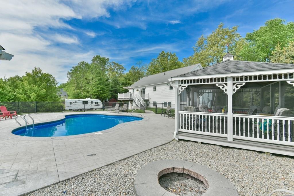 96 Old Southbridge Road Dudley, MA 01571 - Photo 8 of 41 Gallery Image 8